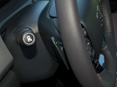2016款 混动 2.0L 锐尊版