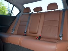 2016款 混动 2.0L 锐尊版