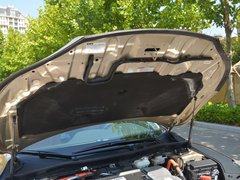 2016款 混动 2.0L 锐尊版