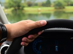 2016款 1.6L 手动智联V型