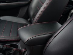 2016款 1.6L 手动智联V型