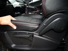2016款 1.6L 手动智联V型