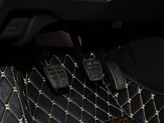 2016款 1.6L 手动智联V型
