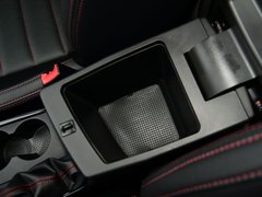 2016款 1.6L 手动智联V型