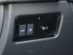 2017款 XFL 2.0T 240PS奢华版