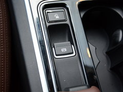2017款 XFL 2.0T 240PS奢华版