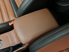 2016款 2.0L 手动尊享型