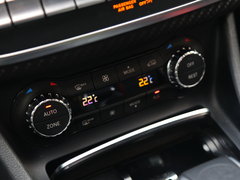 2016款 A45 AMG 4MATIC 冠军版