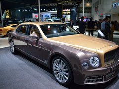 2016款 6.8T 极致版