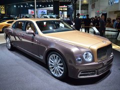 2016款 6.8T 极致版