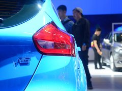 2016款 2.3T RS 赛道版