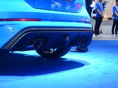 2016款 2.3T RS 赛道版