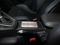 2016款 2.3T RS 赛道版