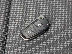 2016款 1.6L 手动智尚版