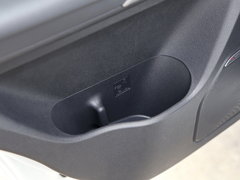2016款 1.6L 手动智尚版