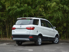 2016款 1.5L 手动标准型SFG15-02 7座