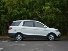 2016款 1.5L 手动标准型SFG15-02 7座