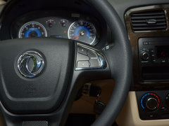 2016款 1.5L 手动标准型SFG15-02 7座