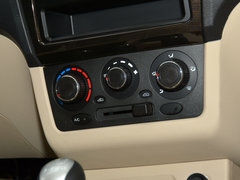 2016款 1.5L 手动标准型SFG15-02 7座