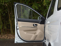 2016款 1.5L 手动标准型SFG15-02 7座