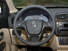 2016款 1.5L 手动标准型SFG15-02 7座
