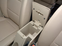 2016款 1.5L 手动标准型SFG15-02 7座