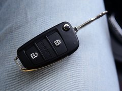 2016款 1.6L CVT尊尚版