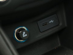 2016款 1.5L CVT领臻版