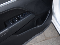 2016款 1.6L 手动智炫·活力型