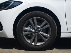 2016款 1.6L 手动智炫·活力型