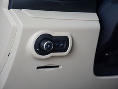 2016款 1.5L 手动智屏版