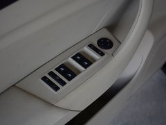 2016款 1.5L 手动智屏版