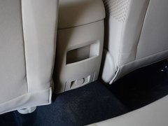 2016款 1.5L 手动智屏版