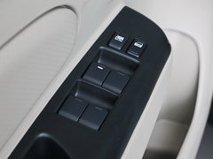 2016款 1.6L 手动精英版