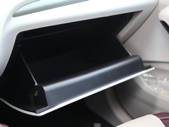 2016款 1.5T 手动魔方之心版国V