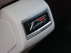 2016款 1.5T 手动魔方之心版国V