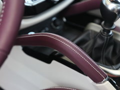 2016款 1.5T 手动魔方之心版国V