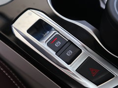 2016款 1.5T 手动魔方之心版国V