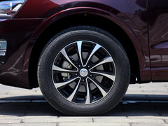 2016款 1.5T 手动魔方之心版国V