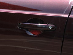 2016款 1.5T 手动魔方之心版国V