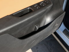 2016款 1.5T 自动两驱智能型