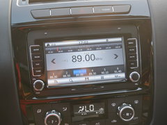 2016款 1.8T CVT优雅型7座