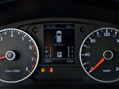 2016款 1.8T CVT优雅型7座