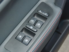 2016款 1.8T CVT优雅型7座