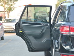 2016款 1.8T CVT优雅型7座