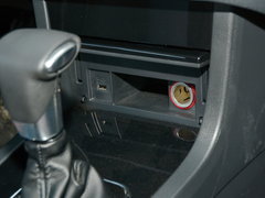 2016款 1.8T CVT优雅型7座