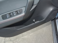 2016款 1.8T CVT优雅型7座