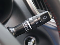 2016款 1.8T 自动尊荣型