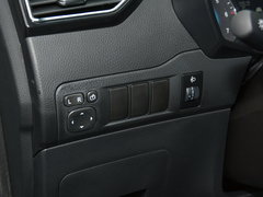 2016款 1.5T 手动豪华型