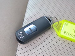2016款 2.5L 自动四驱蓝天激情版